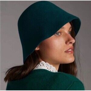 Anthropologie 100% Wool Forest Green Mod Felt Bucket Hat O/S Winter Chic